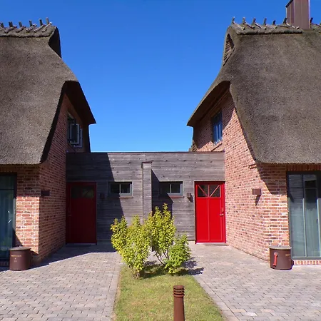 Reetdorf Geltinger Birk Malerhaus Wollgras Holiday home